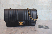 画像をギャラリービューアに読み込む, CHANEL/シャネル マドモアゼルチェーンショルダーバッグ ラムスキン ブラック/ゴールド金具 ショルダーバッグ 800040146
