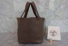 画像をギャラリービューアに読み込む, HERMES/エルメス ピコタンロックMM トリヨンクレマンス エトゥープ Y刻印 ハンドバッグ 800040003