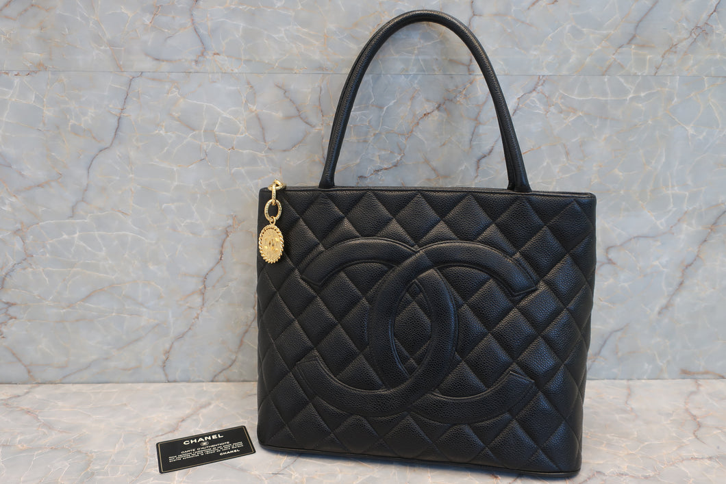 CHANEL/シャネル 復刻トート キャビアスキン ブラック/ゴールド金具 トートバッグ 600110185