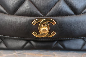 CHANEL/シャネル ダイアナマトラッセチェーンショルダーバッグ ラムスキン ブラック/ゴールド金具 ショルダーバッグ 600110189