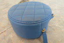画像をギャラリービューアに読み込む, CHANEL/シャネル シャネル19マトラッセラウンドチェーンショルダーバッグ ラムスキン ブルー/ゴールド金具 ショルダーバッグ 700070071