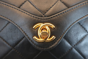 CHANEL/シャネル マトラッセチェーンショルダーバッグ ラムスキン ブラック/ゴールド金具 ショルダーバッグ 600100070