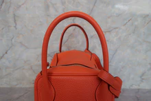 画像をギャラリービューアに読み込む, HERMES／エルメス リンディ30 トリヨンクレマンス オレンジポピー □R刻印 ショルダーバッグ 700120229

