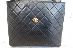 CHANEL/シャネル マトラッセチェーンショルダーバッグ ラムスキン ブラック/ゴールド金具 ショルダーバッグ 600120128