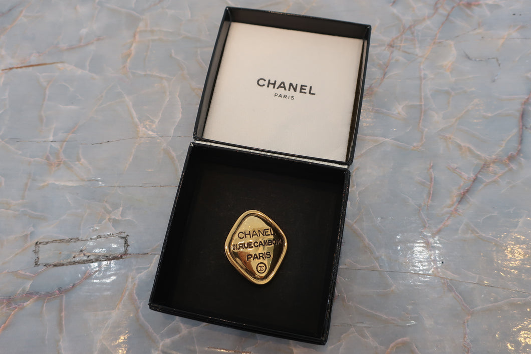 CHANEL/シャネル ひし形ブローチ 金メッキ ゴールド ブローチ 600050095