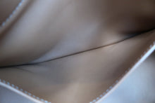 画像をギャラリービューアに読み込む, HERMES/エルメス ベアンスフレ ヴォーエプソン ローズコンフェッティ T刻印 財布 700120187