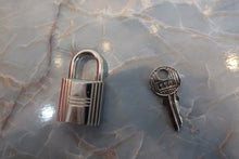 画像をギャラリービューアに読み込む, CHANEL/シャネル Vステッチチェーンショルダーバッグ ラムスキン ブラック/ゴールド金具 ショルダーバッグ 800030139