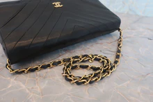 画像をギャラリービューアに読み込む, CHANEL/シャネル Vステッチチェーンショルダーバッグ ラムスキン ブラック/ゴールド金具 ショルダーバッグ 800030139