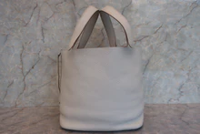 画像をギャラリービューアに読み込む, HERMES/エルメス ピコタンロックGM トリヨンクレマンス パールグレー □O刻印 ハンドバッグ 700030190