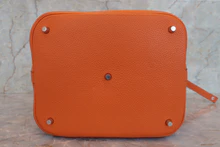 画像をギャラリービューアに読み込む, HERMES/エルメス ピコタンロックGM トリヨンクレマンス オレンジ □P刻印 ハンドバッグ 700100098