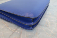 画像をギャラリービューアに読み込む, HERMES／エルメス コンスタンス3 24 ヴォーエプソン ブルーエレクトリック □O刻印 ショルダーバッグ 800010009
