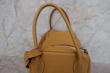 画像をギャラリービューアに読み込む, HERMES/エルメス リンディ34 トリヨンクレマンス カリー □L刻印 ショルダーバッグ 700110140