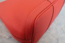 画像をギャラリービューアに読み込む, HERMES／エルメス ガーデンパーティPM ネゴンダ ルージュピヴォワンヌ R刻印 トートバッグ 800030181
