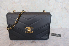 画像をギャラリービューアに読み込む, CHANEL/シャネル Vステッチチェーンショルダーバッグ キャビアスキン ブラック/ゴールド金具 ショルダーバッグ 800030196
