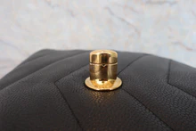 画像をギャラリービューアに読み込む, CHANEL/シャネル Vステッチチェーンショルダーバッグ キャビアスキン ブラック/ゴールド金具 ショルダーバッグ 800030196
