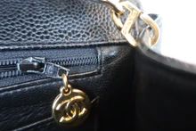 画像をギャラリービューアに読み込む, CHANEL/シャネル Vステッチチェーンショルダーバッグ キャビアスキン ブラック/ゴールド金具 ショルダーバッグ 800030196