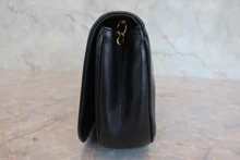画像をギャラリービューアに読み込む, CHANEL/シャネル ココマークチェーンショルダーバッグ ラムスキン ブラック/ゴールド金具 ショルダーバッグ 800030207
