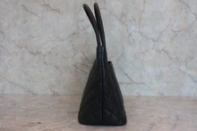 画像をギャラリービューアに読み込む, CHANEL/シャネル 復刻トート キャビアスキン ブラック/シルバー金具 トートバッグ 800020137
