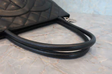 画像をギャラリービューアに読み込む, CHANEL/シャネル 復刻トート キャビアスキン ブラック/シルバー金具 トートバッグ 800020137
