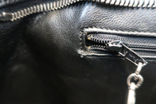 画像をギャラリービューアに読み込む, CHANEL/シャネル 復刻トート キャビアスキン ブラック/シルバー金具 トートバッグ 800020137
