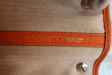 画像をギャラリービューアに読み込む, HERMES／エルメス ガーデンパーティPM ネゴンダ オレンジ □O刻印 トートバッグ 800030180
