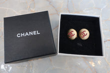 画像をギャラリービューアに読み込む, CHANEL/シャネル ココマークラインストーンイヤリング 金メッキ ゴールド イヤリング 300120152
