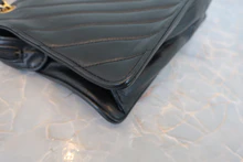 画像をギャラリービューアに読み込む, CHANEL/シャネル Vステッチチェーンショルダーバッグ ラムスキン ブラック/ゴールド金具 ショルダーバッグ 800030145
