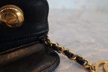 画像をギャラリービューアに読み込む, CHANEL/シャネル Vステッチチェーンショルダーバッグ ラムスキン ブラック/ゴールド金具 ショルダーバッグ 800030145
