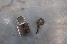 画像をギャラリービューアに読み込む, HERMES/エルメス ピコタンロックMM トリヨンクレマンス ブルータラサ X刻印 ハンドバッグ 700120035