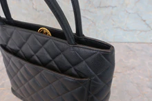 画像をギャラリービューアに読み込む, CHANEL/シャネル 復刻トート キャビアスキン ブラック/ゴールド金具 トートバッグ 800030148