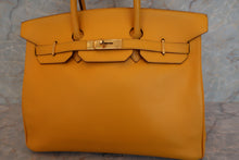 画像をギャラリービューアに読み込む, HERMES/エルメス リンディ30 トリヨンクレマンス オレンジ □M刻印 ショルダーバッグ 700030049