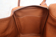 画像をギャラリービューアに読み込む, HERMES/エルメス リンディ30 トリヨンクレマンス オレンジ □M刻印 ショルダーバッグ 700030049