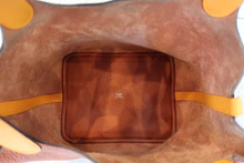 画像をギャラリービューアに読み込む, HERMES／エルメス ピコタンロックタッチＭＭ トリヨンクレマンス/ヴォースイフト キュイーブル/ジョーヌドール X刻印 ハンドバッグ 700090134
