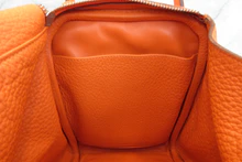 画像をギャラリービューアに読み込む, HERMES/エルメス リンディ30 トリヨンクレマンス オレンジ □M刻印 ショルダーバッグ 700030049