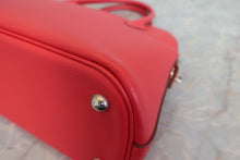 画像をギャラリービューアに読み込む, CHANEL/シャネル ココマークチェーンショルダーバッグ キャビアスキン ブラック/ゴールド金具 ショルダーバッグ 800040007