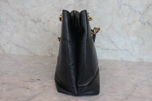 画像をギャラリービューアに読み込む, CHANEL/シャネル ココマークチェーンショルダーバッグ キャビアスキン ブラック/ゴールド金具 ショルダーバッグ 800030168