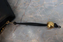 画像をギャラリービューアに読み込む, CHANEL/シャネル ココマークチェーンショルダーバッグ キャビアスキン ブラック/ゴールド金具 ショルダーバッグ 800030168
