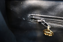 画像をギャラリービューアに読み込む, CHANEL/シャネル ココマークチェーンショルダーバッグ キャビアスキン ブラック/ゴールド金具 ショルダーバッグ 800030168