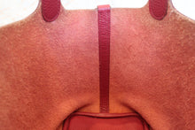 画像をギャラリービューアに読み込む, HERMES/エルメス ピコタンロックPM トリヨンクレマンス ルビー □R刻印 ハンドバッグ 700120031