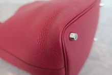 画像をギャラリービューアに読み込む, HERMES/エルメス ピコタンロックPM トリヨンクレマンス ルビー □R刻印 ハンドバッグ 800010059