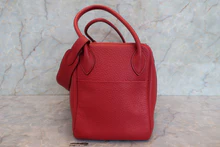画像をギャラリービューアに読み込む, HERMES／エルメス リンディ34 トリヨンクレマンス ルージュガランス □M刻印 ショルダーバッグ 700100237
