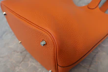 画像をギャラリービューアに読み込む, HERMES/エルメス ピコタンロックMM トリヨンクレマンス オレンジ □O刻印 ハンドバッグ 600120186
