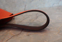 画像をギャラリービューアに読み込む, HERMES／エルメス ピコタンロックエクラＭＭ トリヨンクレマンス/ヴォースイフト オレンジポピー/ボルドー A刻印 ハンドバッグ 700100216
