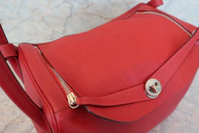 画像をギャラリービューアに読み込む, HERMES/エルメス リンディ34 トリヨンクレマンス ルージュカザック □Q刻印 ショルダーバッグ 700090167