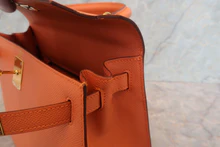 画像をギャラリービューアに読み込む, HERMES/エルメス ケリー28 ヴォーエプソン マンゴー □P刻印 ショルダーバッグ 700120070