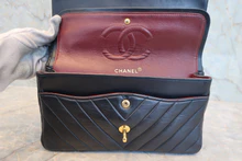 画像をギャラリービューアに読み込む, CHANEL/シャネル Vステッチチェーンショルダーバッグ ラムスキン ネイビー/ゴールド金具 ショルダーバッグ 800030123
