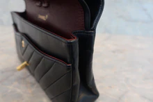 画像をギャラリービューアに読み込む, CHANEL/シャネル Vステッチチェーンショルダーバッグ ラムスキン ネイビー/ゴールド金具 ショルダーバッグ 800030123