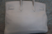 画像をギャラリービューアに読み込む, HERMES/エルメス バーキン35 バイカラー トリヨンクレマンス サンギーヌ/ホワイト □O刻印 ハンドバッグ 700070128
