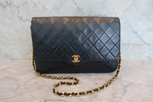 画像をギャラリービューアに読み込む, CHANEL/シャネル マトラッセチェーンショルダーバッグ ラムスキン ブラック/ゴールド金具 ショルダーバッグ 800040026
