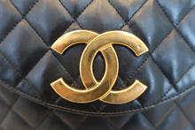 画像をギャラリービューアに読み込む, CHANEL/シャネル マトラッセデカココチェーンショルダーバッグ ラムスキン ブラック/ゴールド金具 ショルダーバッグ 800040043